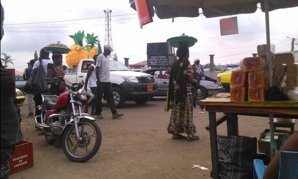 Marché de Buea &copy; Bmnda, CC, wikimedia Commons