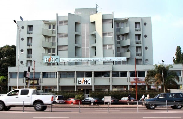 Siege de la BIAC à Kinshasa (RDC) en septembre 2012. &copy; Baudouin Mouanda pour JA