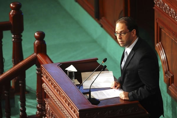 Youssef Chahed, lors de son discours devant le Parlement, le 26 août 2016. Le nuveau premier ministre tunisien n'a pas reconduit Noômène Fehri. &copy; Riadh Dridi/AP/SIPA