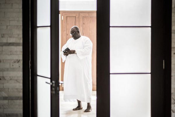 Papa Massata Diack à son domicile, le 7 février 2017. Le golden boy sénégalais rejette les accusations de corruption portées contre lui et son père. &copy; Sylvain Cherkaoui/JA