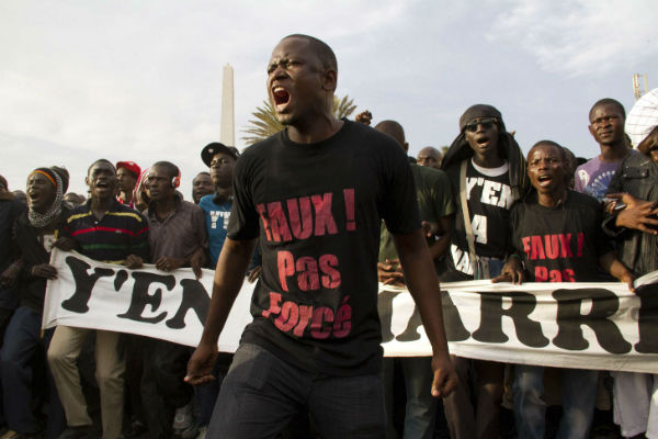 Lors des manifestations contre Abdoulaye Wade, en 2012 à Dakar, menées par le mouvement Y en a marre. &copy; Tanya Bindra/AP/SIPA