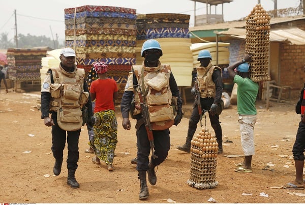 Casques bleus dans le quartier PK5 de Bangui, en février 2016. &copy; Jerome Delay/AP/SIPA