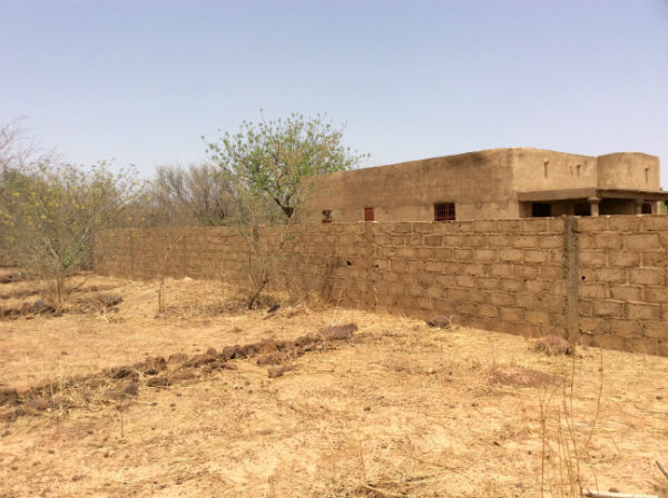 4-	Ici une maison construite à l’intérieure de la forêt &copy; L&rsquo;Economiste du Faso