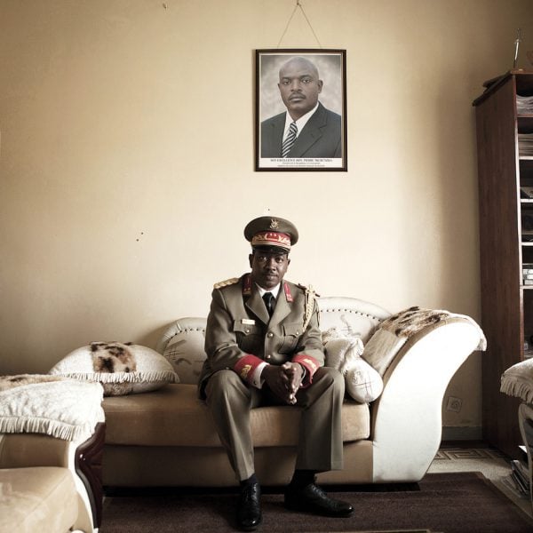 Le général Niyombare, du temps de son appartenance à la nomenklatura militaire, à Bujumbura en août 2012. &copy; Martina Bacigalupo pour JA