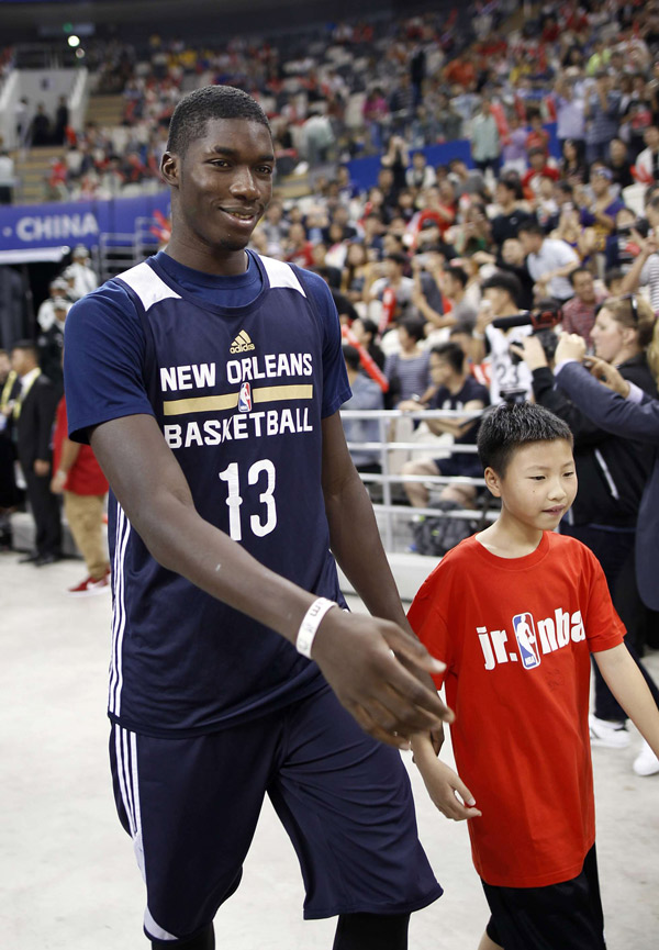 Cheick Diallo à Shangaï avec les New Orleans Pelicans pour un match de la pré-saison NBA, le 7 octobre 2016. &copy; STR/AP/SIPA