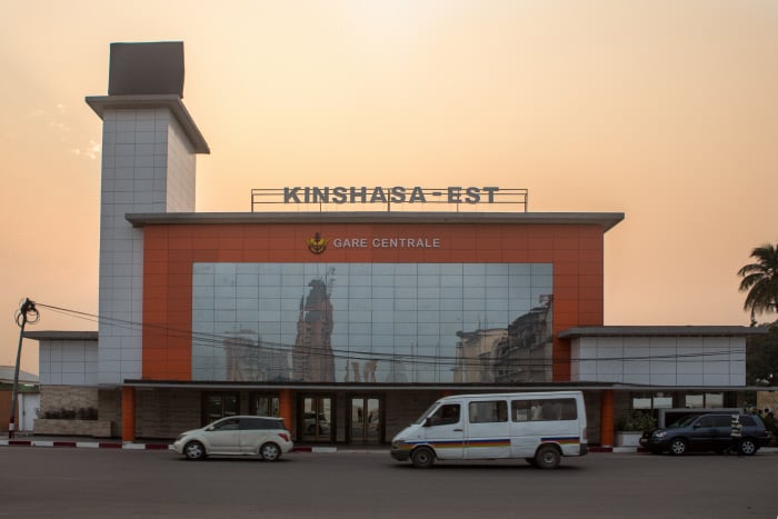 La gare centrale de Kinshasa, le 25 juin 2016. &copy; Gwenn Dubourthoumieu pour JA