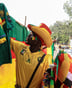 Vente de maillots de l’équipe de football du Cameroun à Yaoundé, le 5 janvier 2022 © DANIEL BELOUMOU OLOMO/AFP