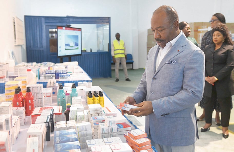 Visite du siège de l’Office Pharmaceutique National de Libreville, le 29 mars 2023. © PR GABON